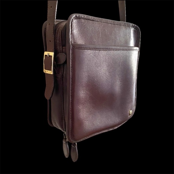 Stylish Etienne Aigner Brown Leather Shoulder Bag - Picture 2 of 11